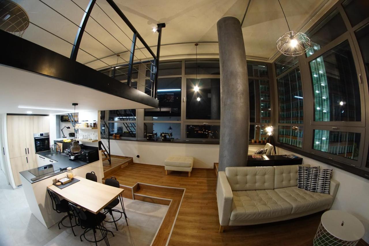 兹林View Skyscraper Bata - Loft Xl公寓 外观 照片